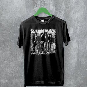Ramones Punk Rock 70s Band Music Album Graphic Black Logo Tour T-Shirt 91